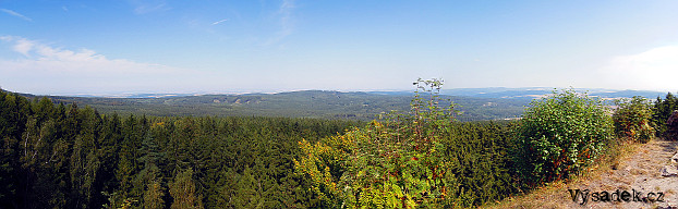 panoramatický výhled z kopce Hrad...